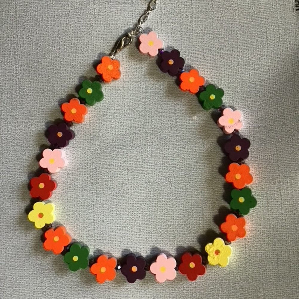 Pretty Colorful Flowers And Crystals Choker-Necklace 14" With 2": Chain Extender